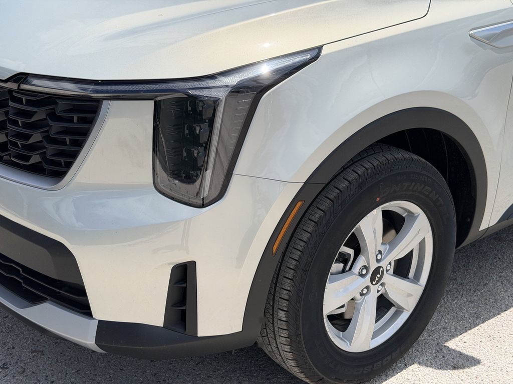 new 2026 Kia Sorento car, priced at $28,732