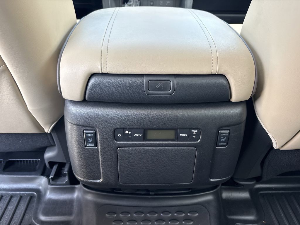 2023 Nissan Armada Platinum White at Central Houston Nissan