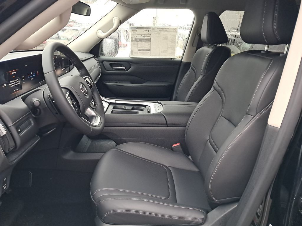 2026 Nissan Armada SV - 9