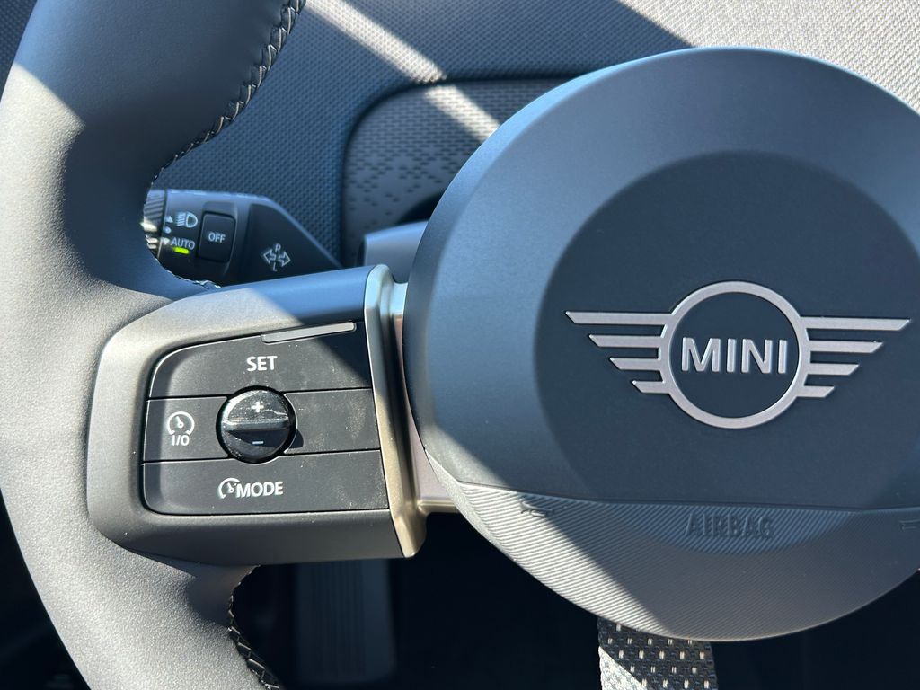 Thumbnail: 2025 MINI Cooper Countryman - 19