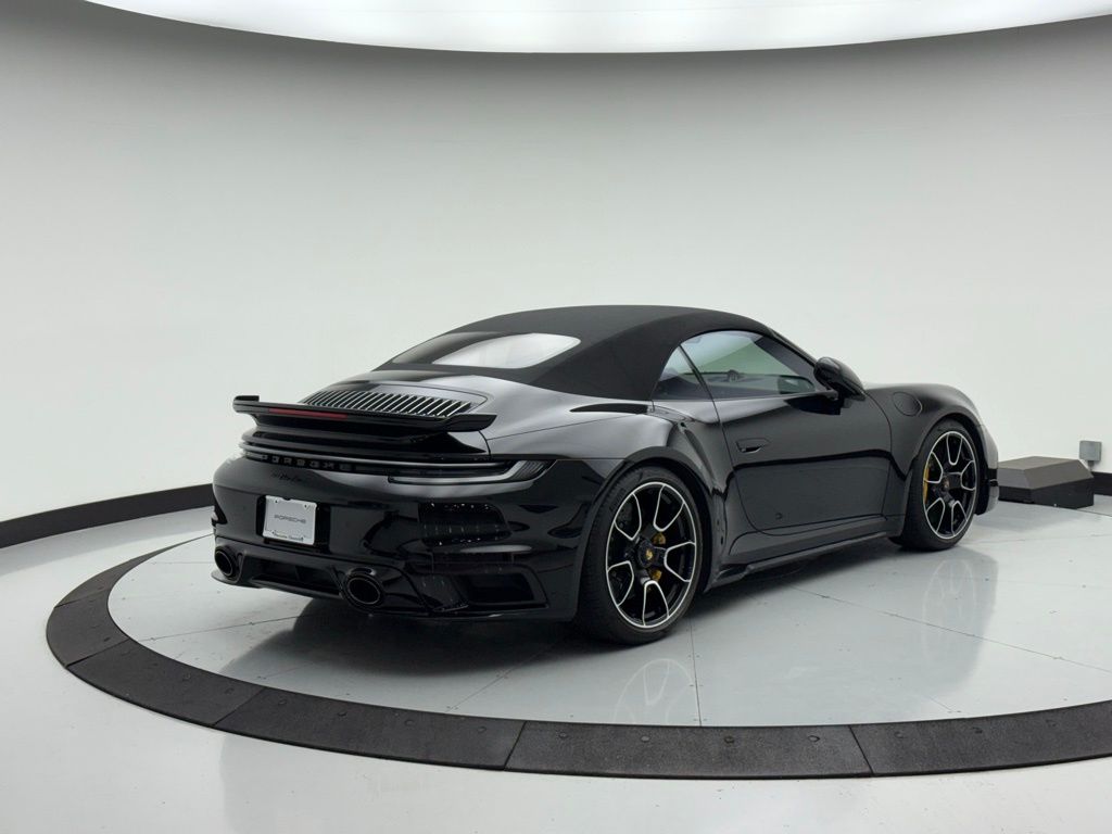 2022 Porsche 911 Turbo S 9