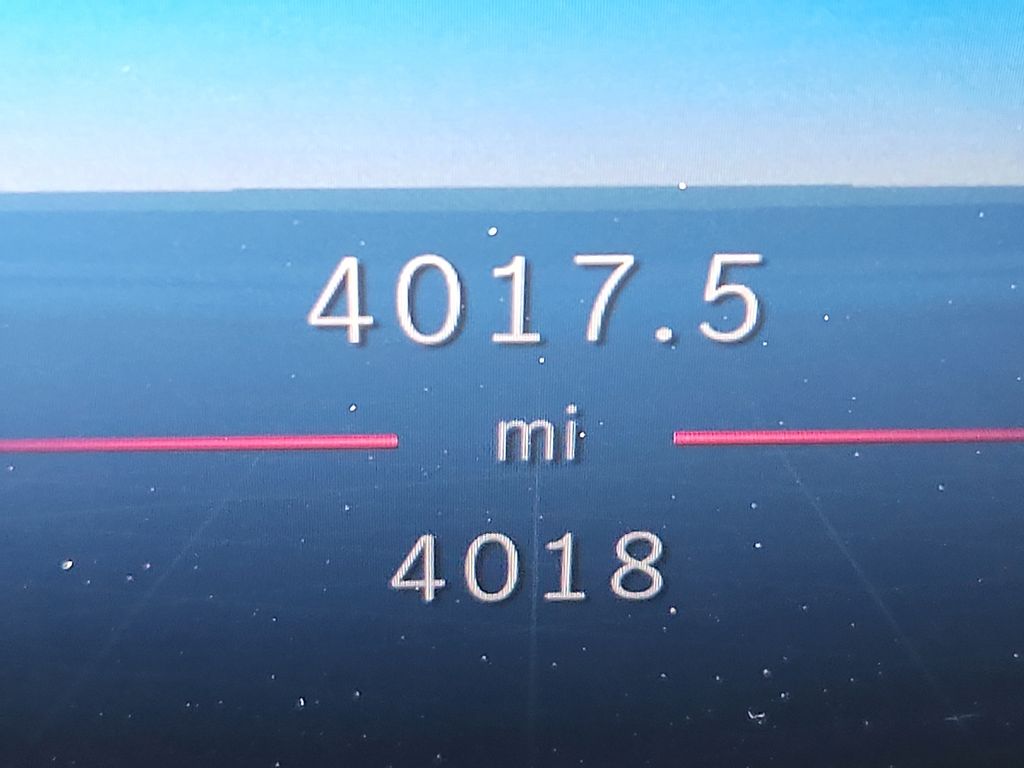 Thumbnail: 2025 Mercedes-Benz GLC - 20