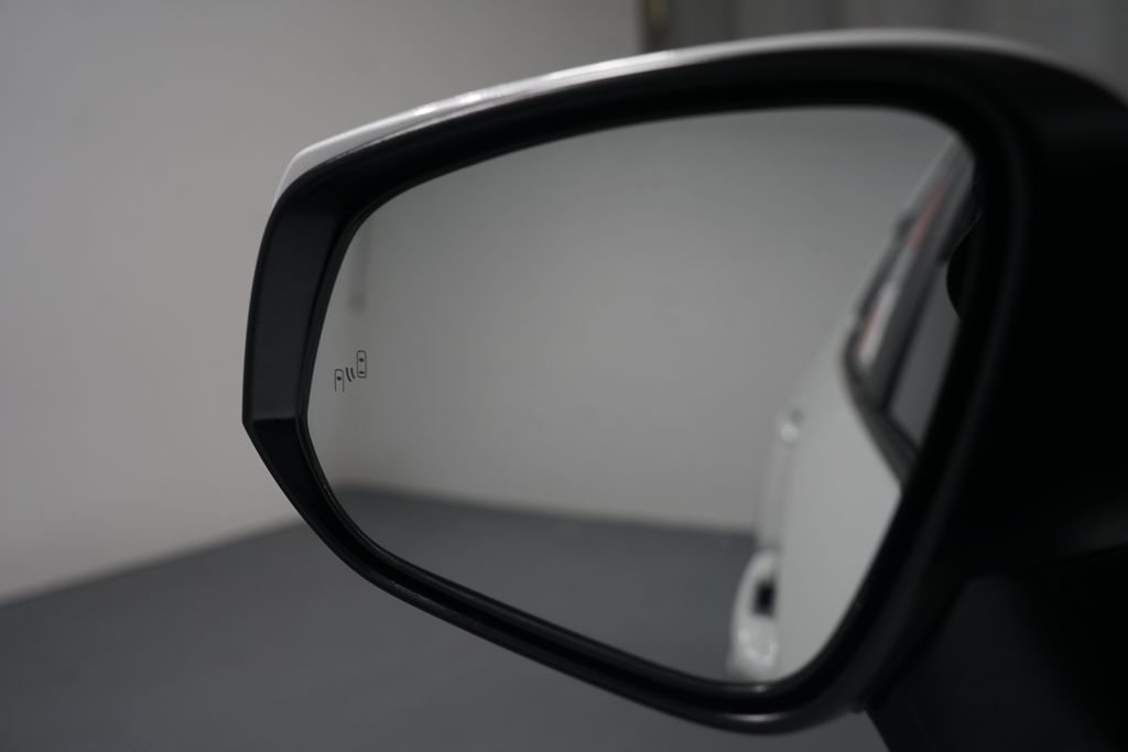 Thumbnail: 2025 Toyota RAV4 - 24