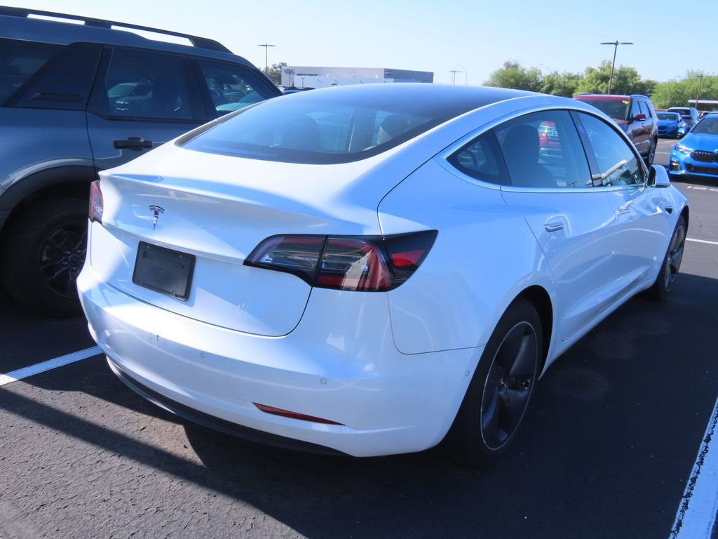 2019 Tesla Model 3 Standard Range 4