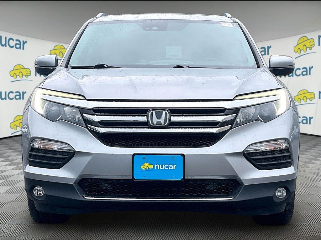 2016 Honda Pilot — photo 2