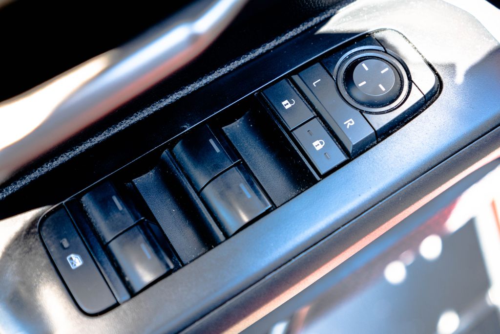 Used 2025 Toyota Tacoma Truck