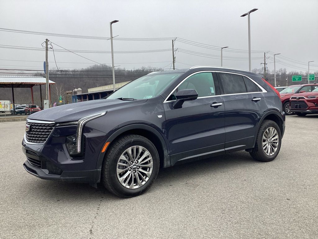 2025 Cadillac XT4 Premium Luxury AWD
