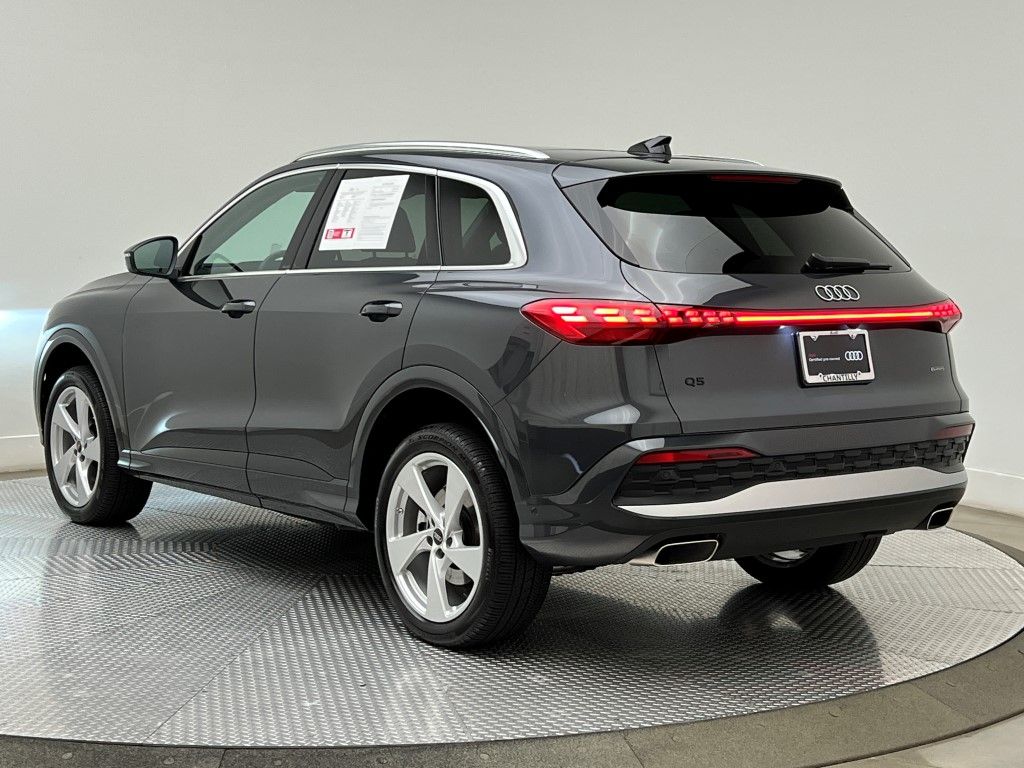 Thumbnail: 2025 Audi Q5 - 5