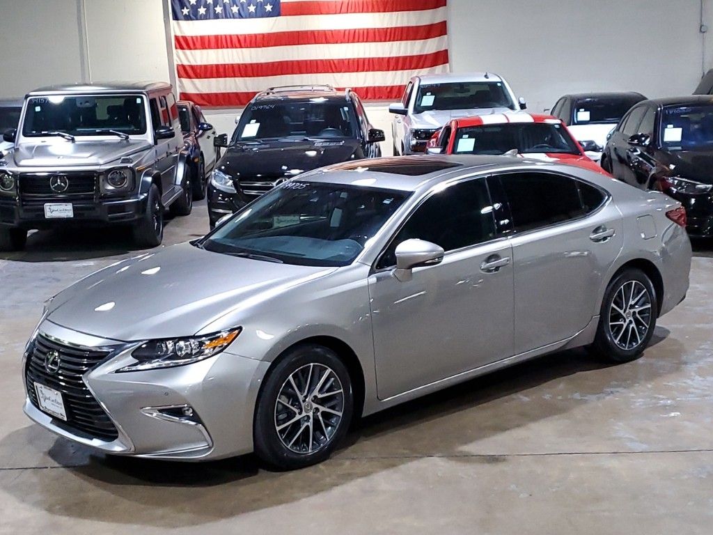 2018 Lexus ES 350 39