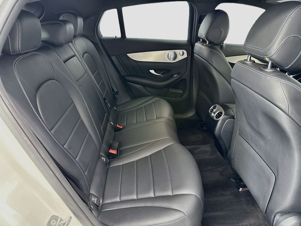Thumbnail: 2020 Mercedes-Benz GLC - 20