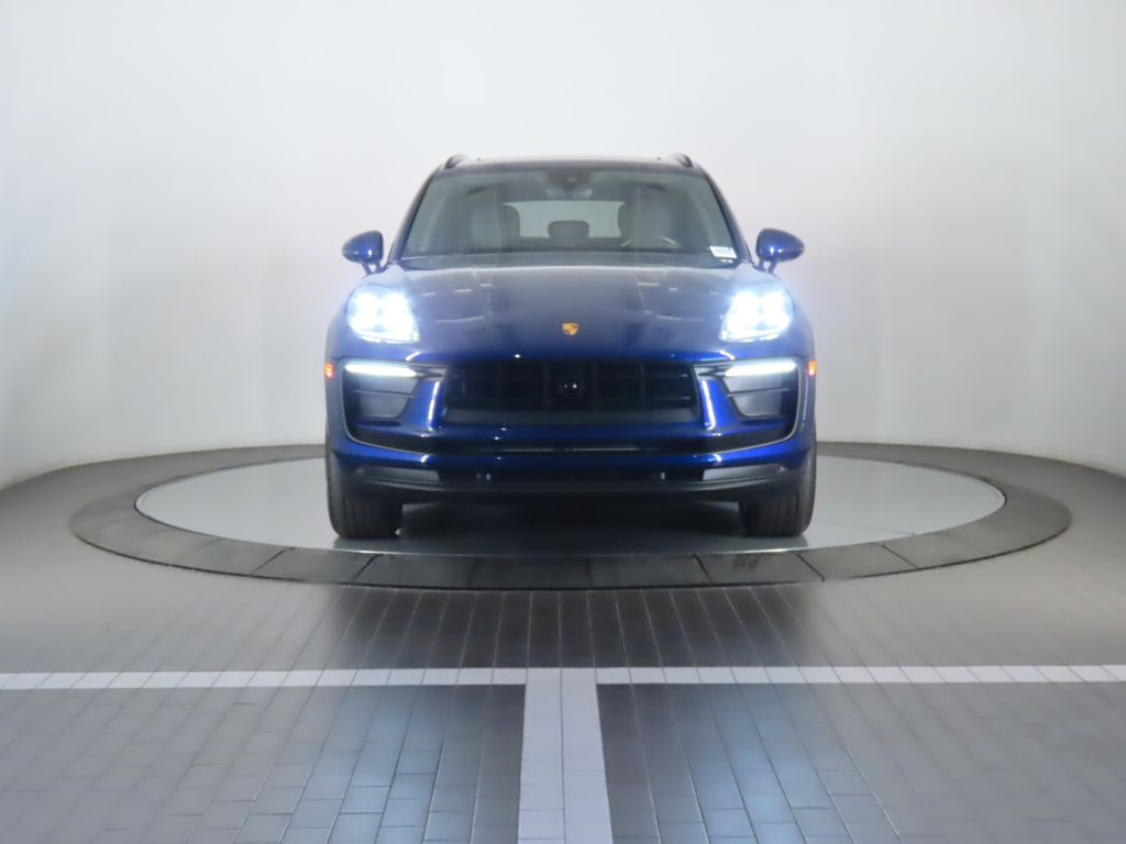 2023 Porsche Macan  8