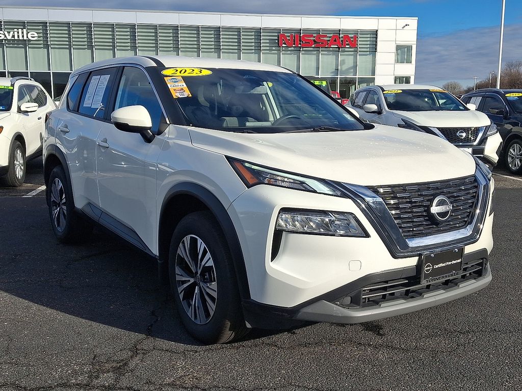 Thumbnail: 2023 Nissan Rogue - 3