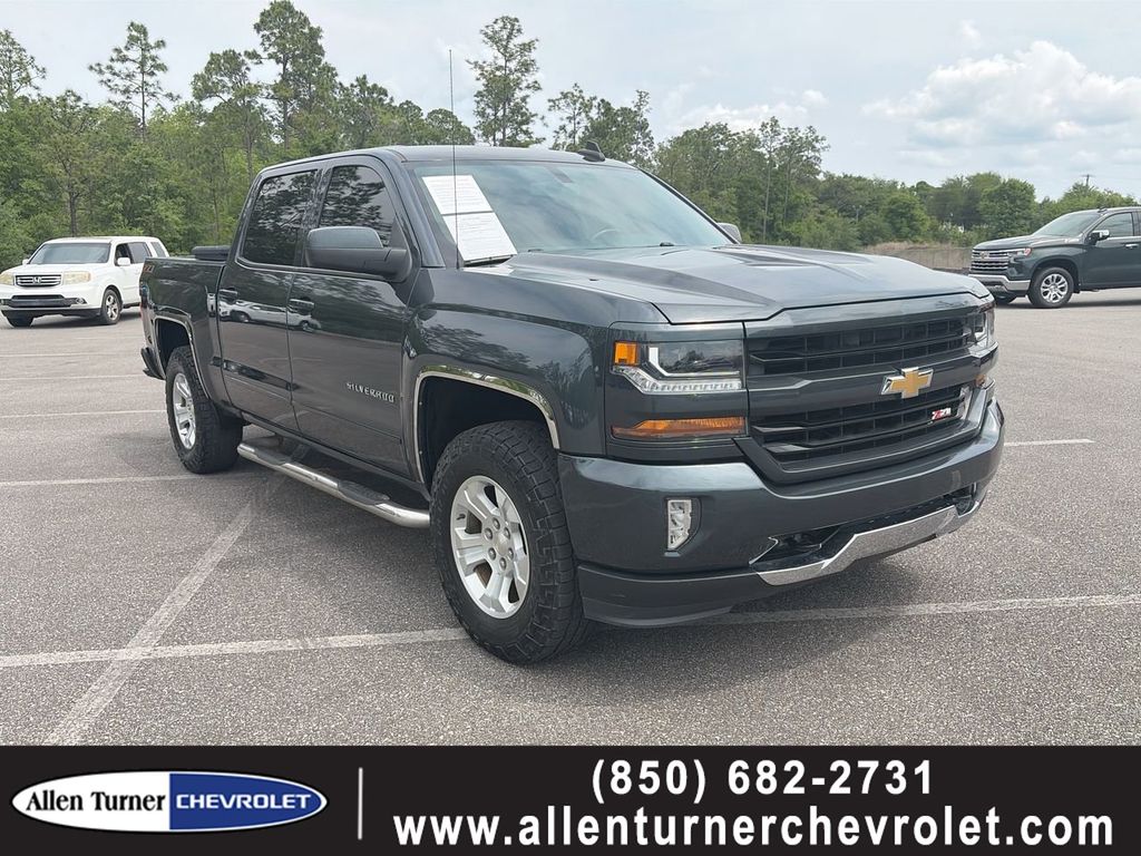 Gray (Graphite Metallic) 2018 Chevrolet Silverado 1500 LT Crew Cab 4WD Pickup Truck Four-Wheel Drive 6-Speed Automatic Overdrive