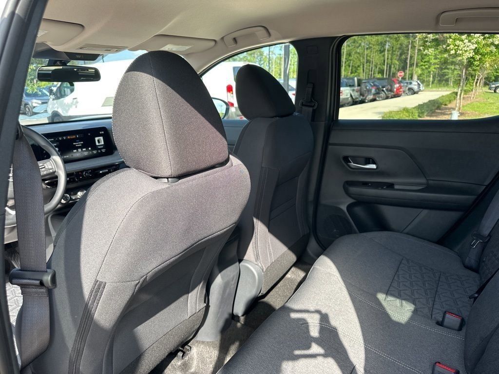 2025 Gun Metallic Nissan Kicks SV FWD SUV