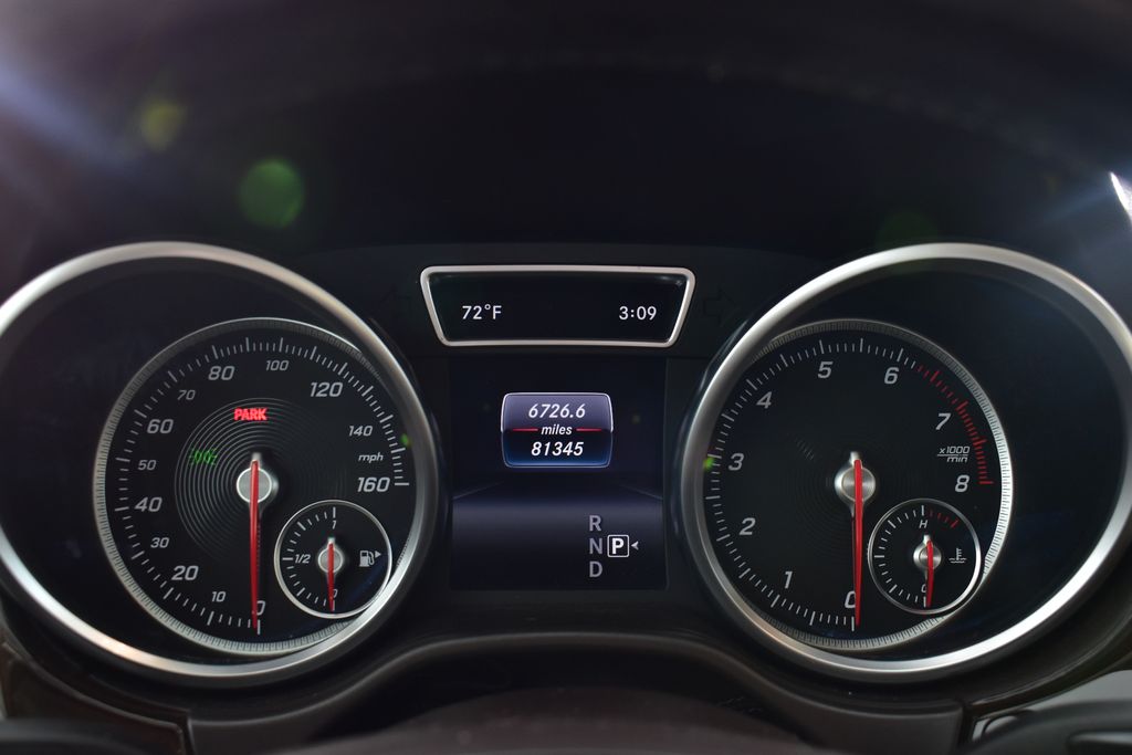 Thumbnail: 2017 Mercedes-Benz GLE - 14