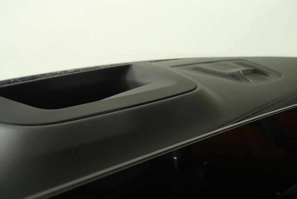 Thumbnail: 2027 BMW X7 - 21