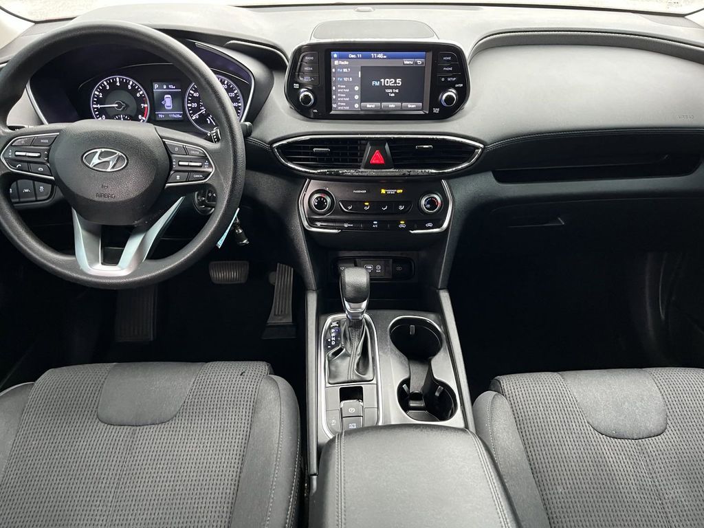 2019 Hyundai Santa Fe SE 14