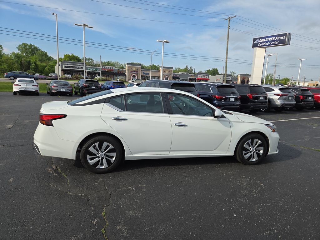 Used 2023 Nissan Altima For Sale in Fort Wayne, IN
