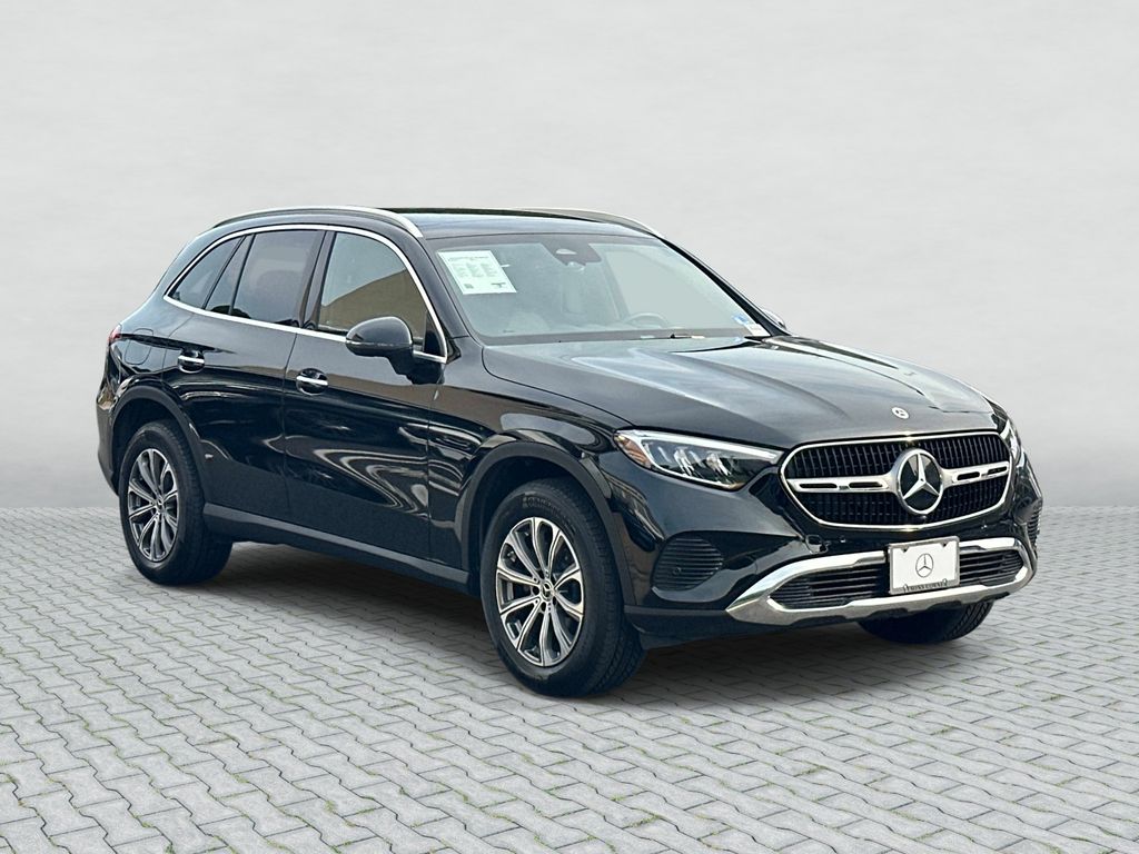 Thumbnail: 2026 Mercedes-Benz GLC - 3