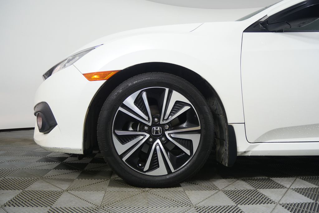 Thumbnail: 2017 Honda Civic - 7