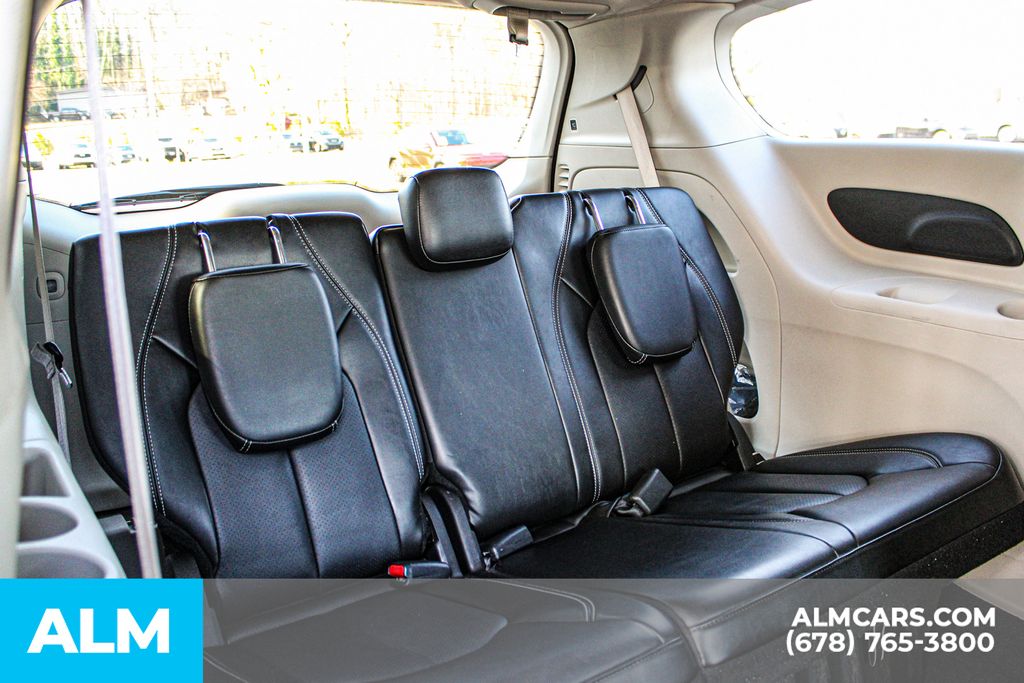 2024 Chrysler Pacifica Touring L - Photo 22