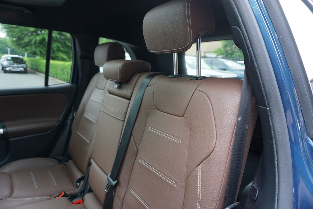2020 Mercedes-Benz GLB 250 12
