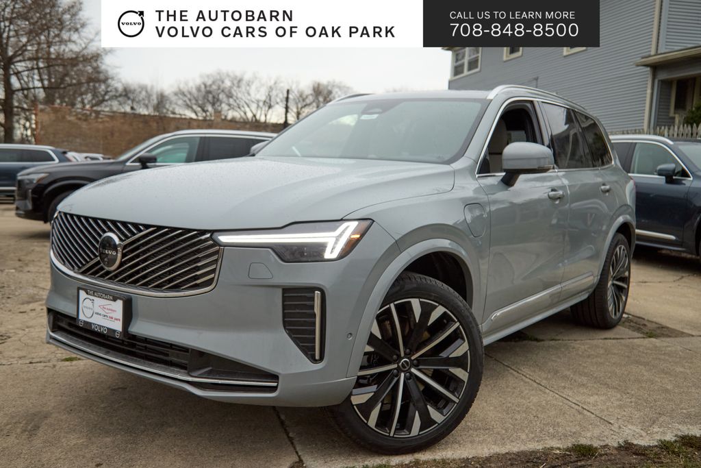 2026 Volvo XC90 Recharge T8 Plus 7-Passenger eAWD