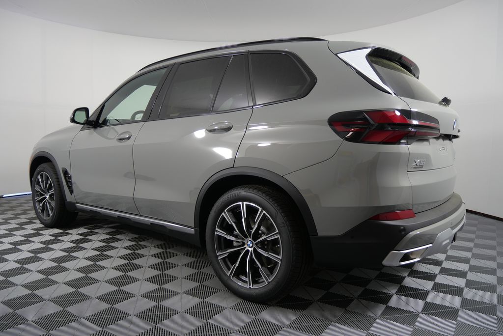 2025 BMW X5 xDrive40i 5