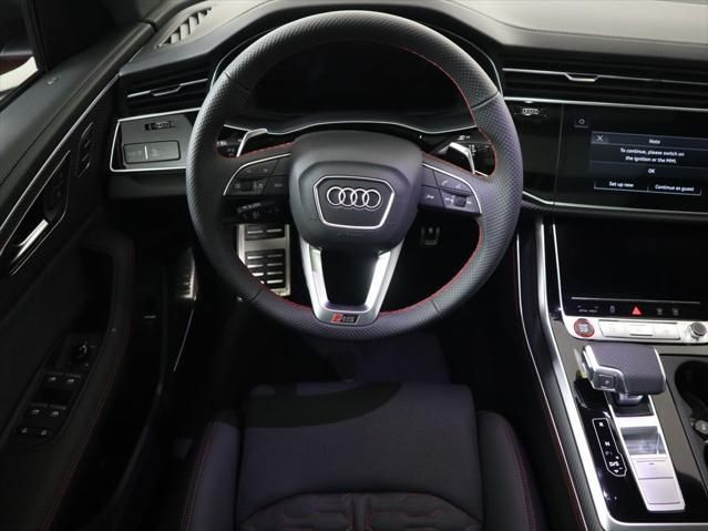 Thumbnail: 2026 Audi RS Q8 - 11