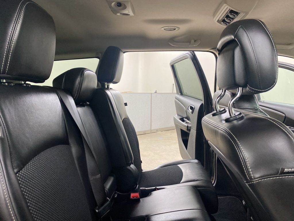 2017 Dodge Journey Crossroad photo