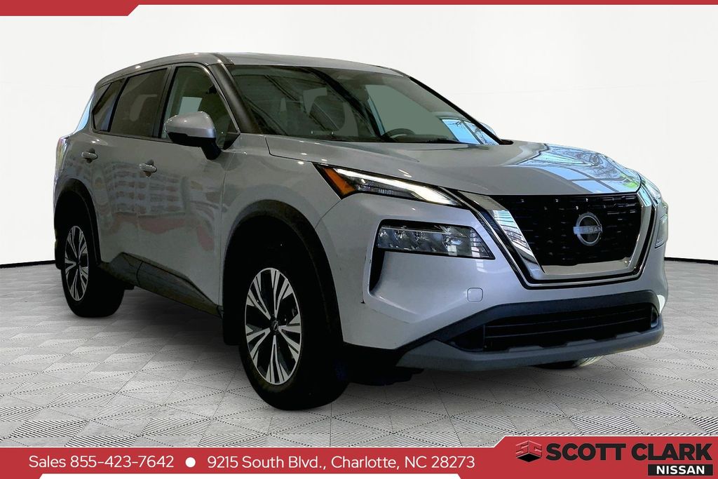 2022 Nissan Rogue SV