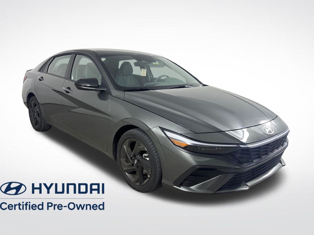 2026 Hyundai Elantra SEL Sport FWD