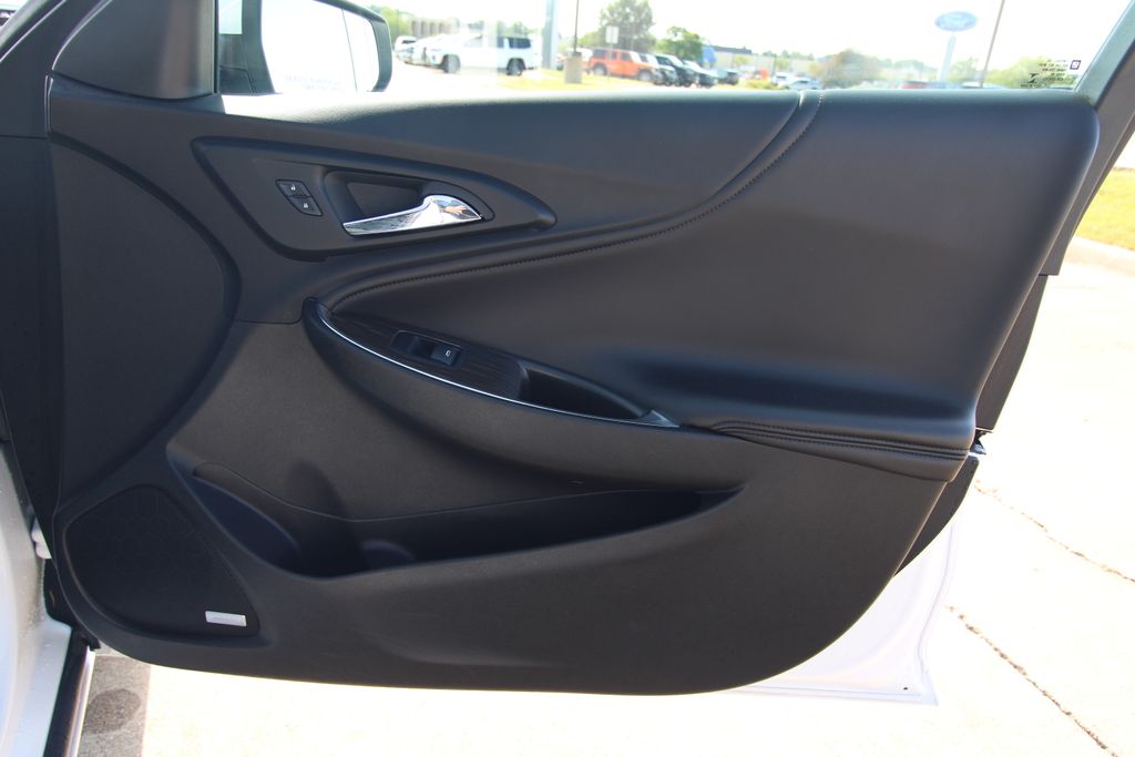Used 2024 Chevrolet Malibu Sedan