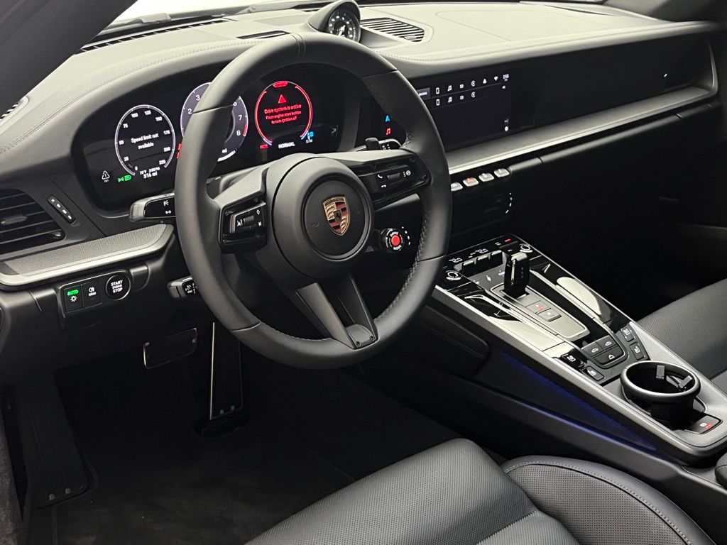 Thumbnail: 2025 Porsche 911 - 4