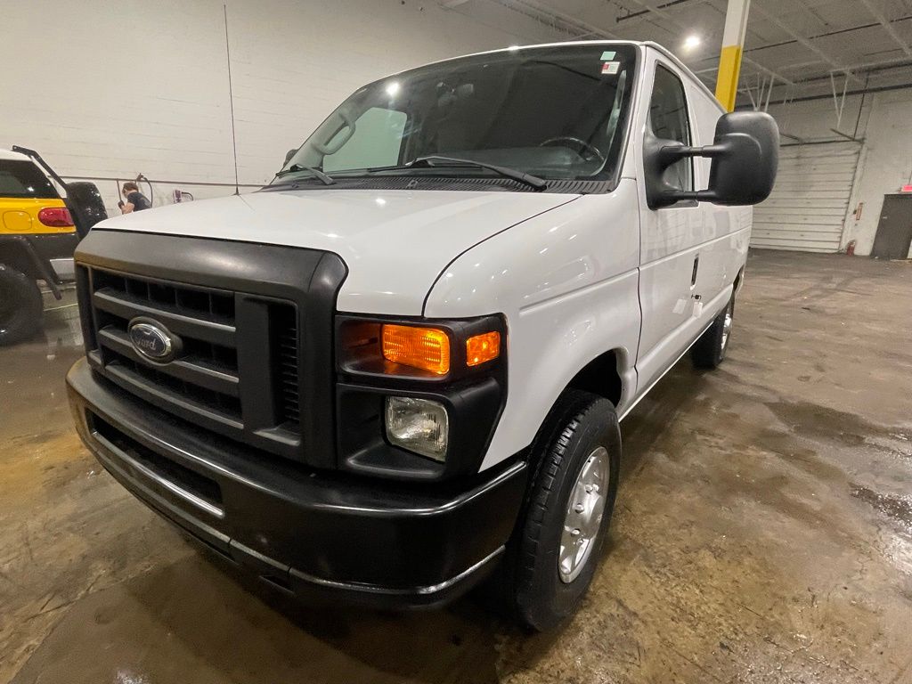 2010 Ford E-Series Econoline Van Commercial