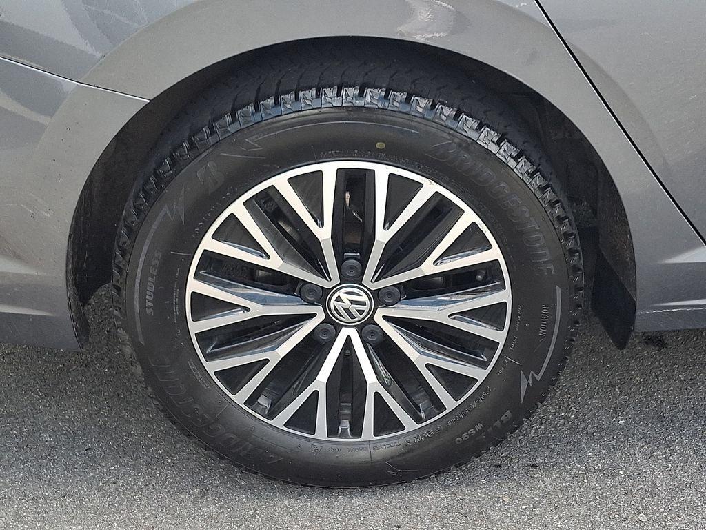 Thumbnail: 2021 Volkswagen Jetta - 30