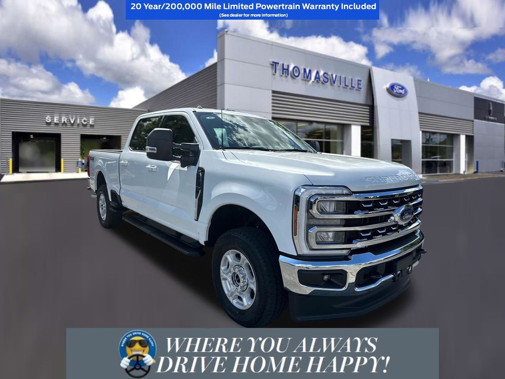 Oxford White 2026 Ford F-250 Super Duty Pickup Truck Four-Wheel Drive Automatic