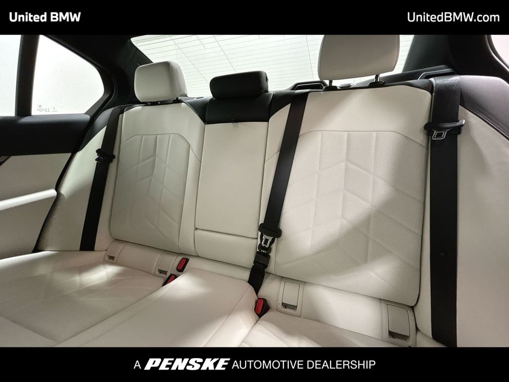 Thumbnail: 2025 BMW 5 Series - 21