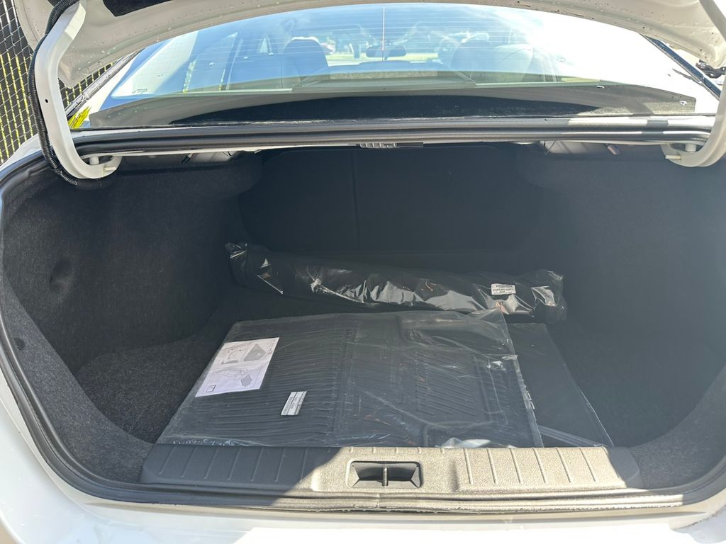 Sentra SR