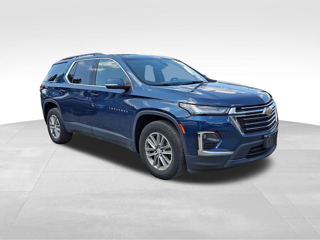 Used 2023 Chevrolet Traverse LT