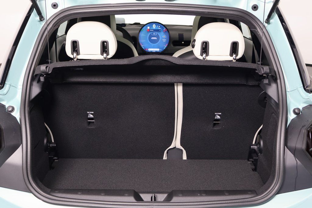 Thumbnail: 2026 MINI Cooper - 8