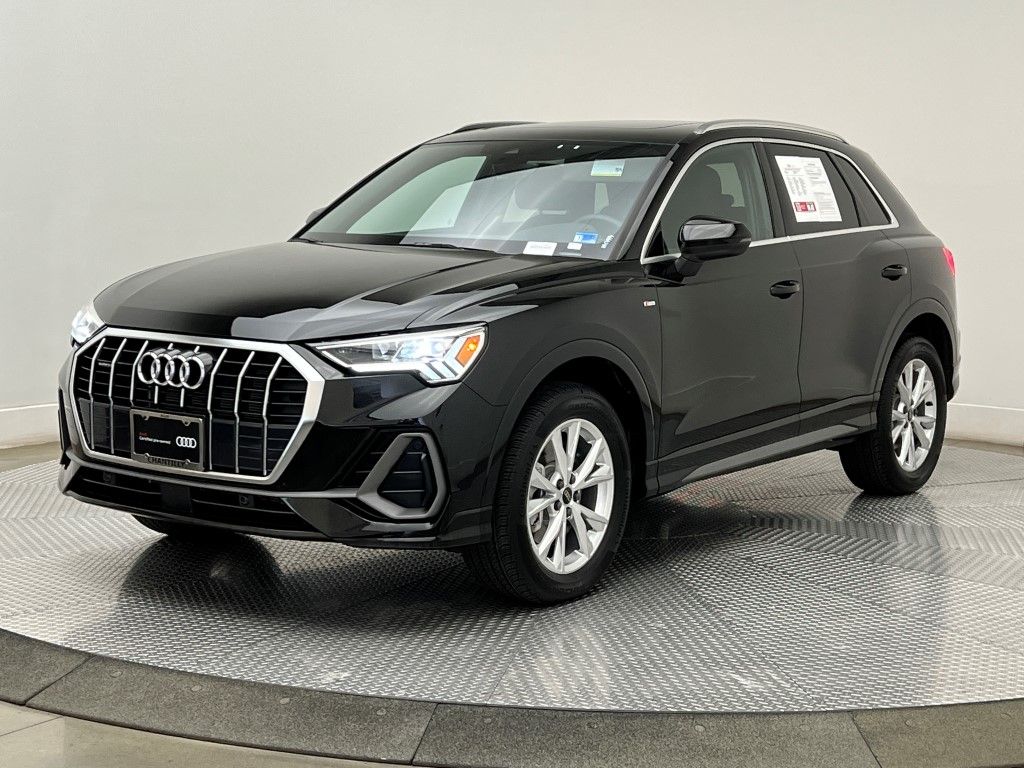 Thumbnail: 2025 Audi Q3 - 2