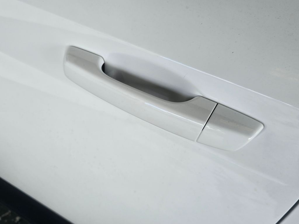 Thumbnail: 2025 Hyundai Venue - 21