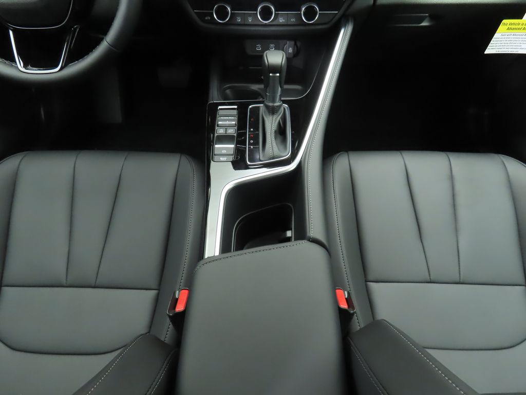 Thumbnail: 2025 Acura ADX - 16