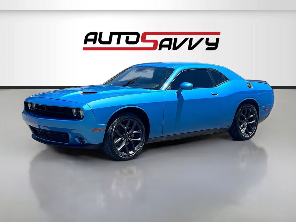 Used 2023 Blue Dodge SXT image 3