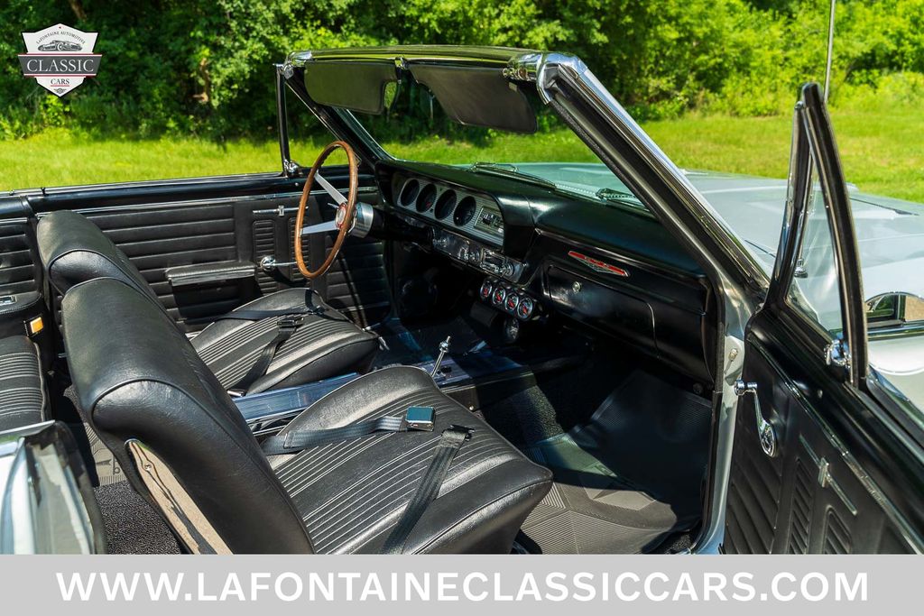 1964 Pontiac GTO 18