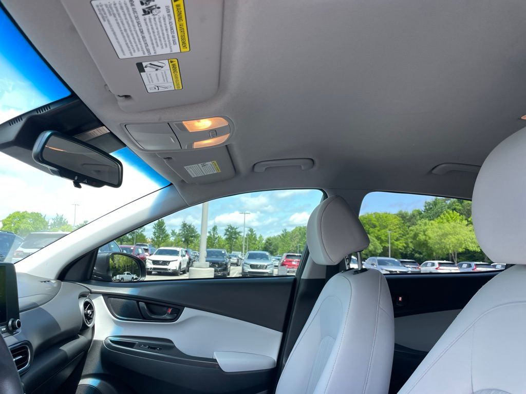 Thumbnail: 2022 Hyundai Kona - 30