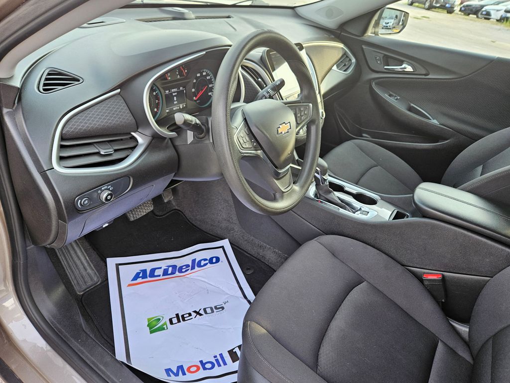 Used 2024 Chevrolet Malibu Sedan