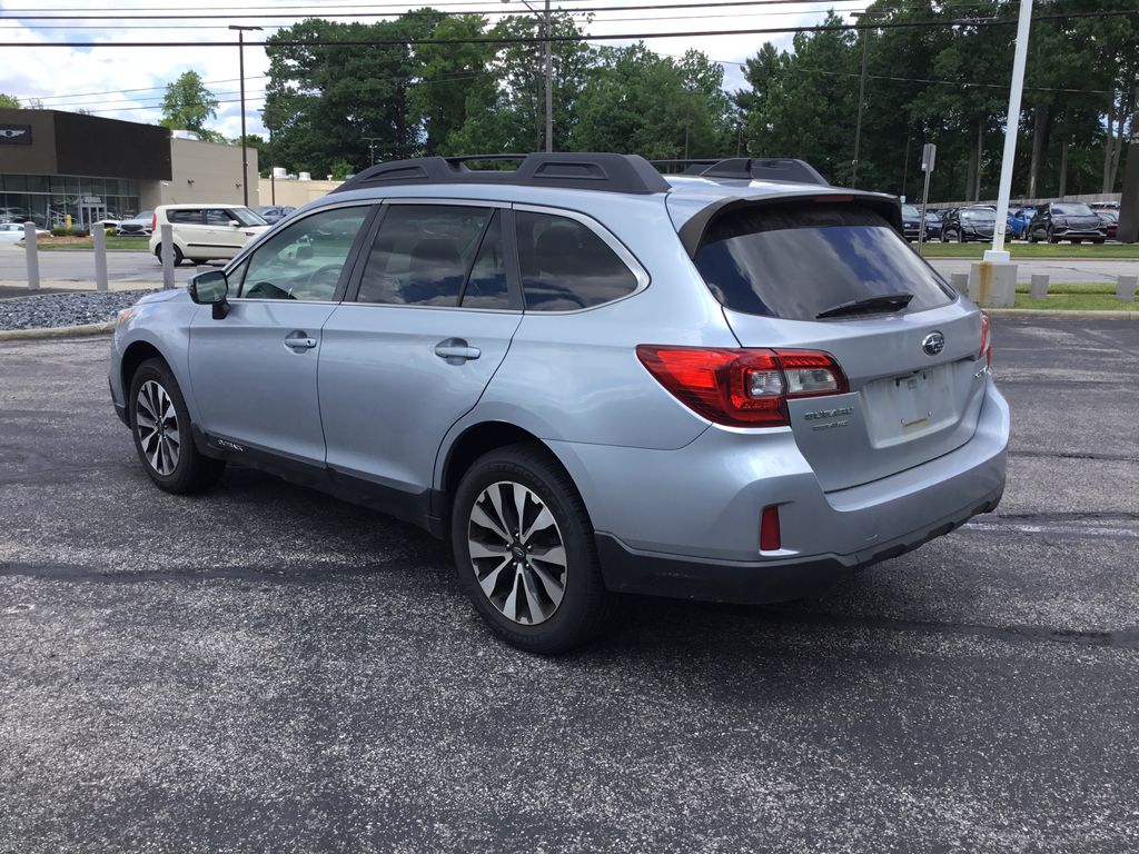 Thumbnail: 2016 Subaru Outback - 3