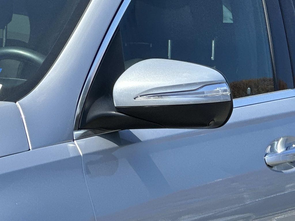 Thumbnail: 2024 Mercedes-Benz GLE - 2